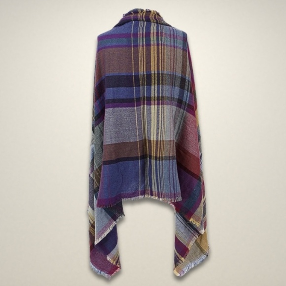 Grace & Lace Poncho Wrap Fringe Hem Cozy Lightweight Plaid Pattern Multicolor OS - Picture 2 of 8